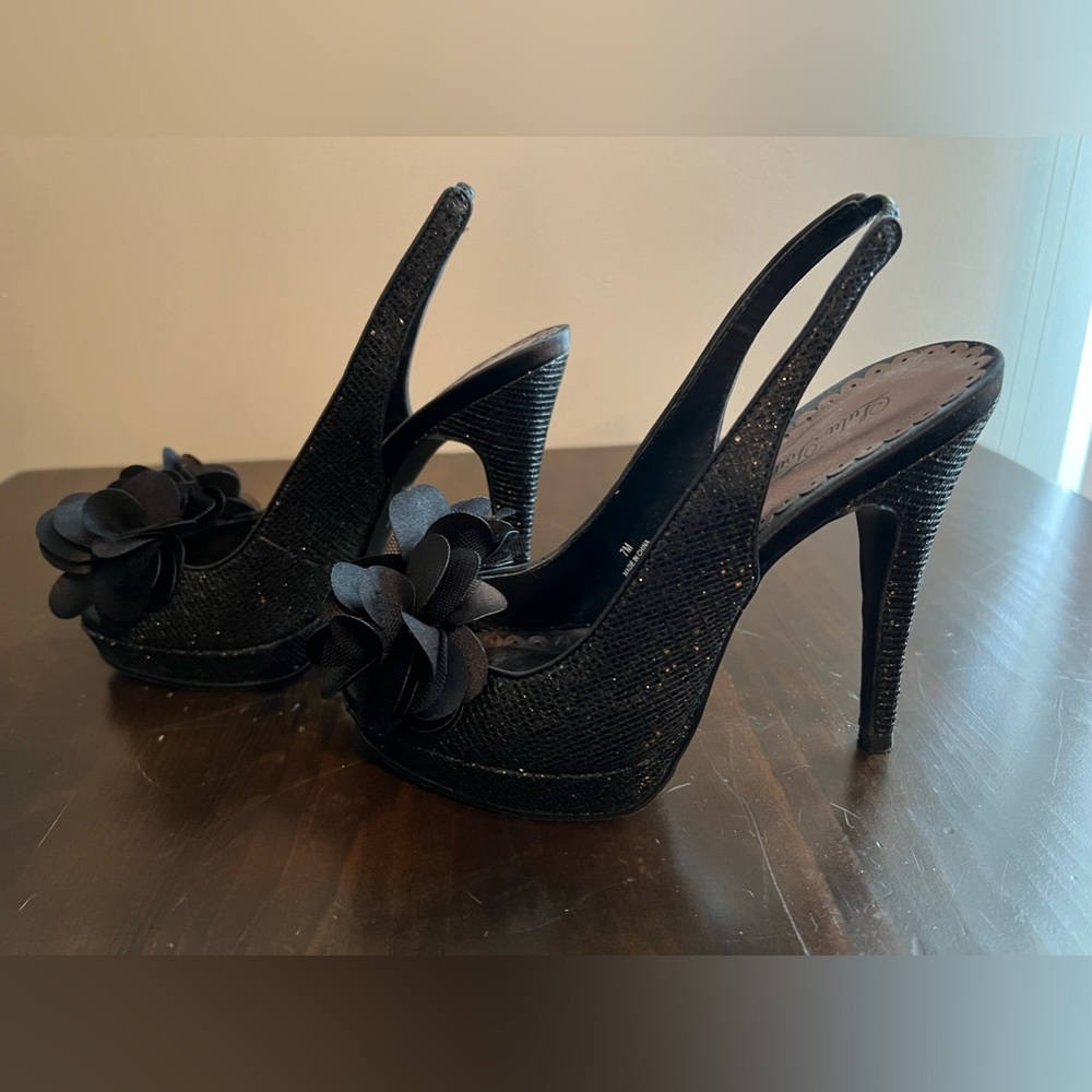 Lulu Townsend Black Platform Sandals